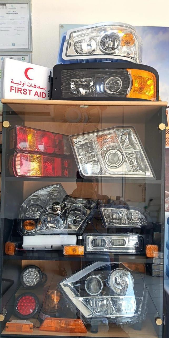 مجموعة إنارة متنوعة